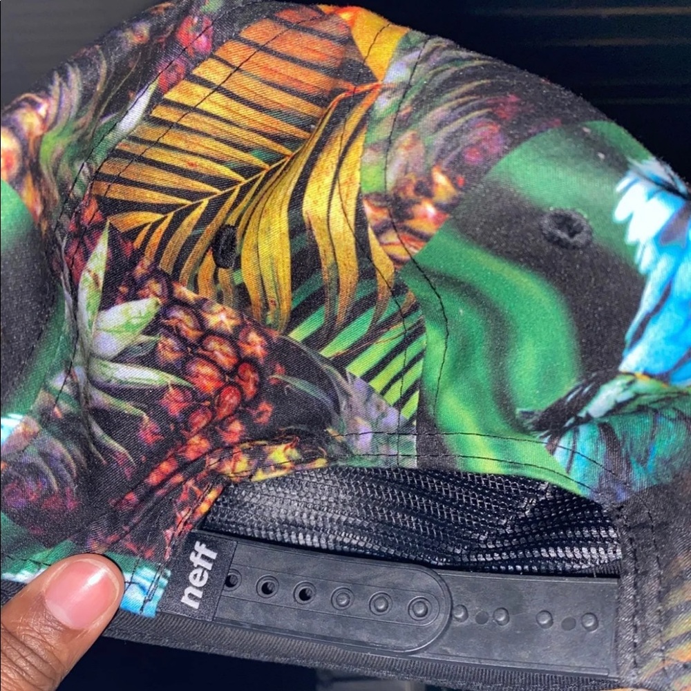 Nef hat - Picture 3 of 3
